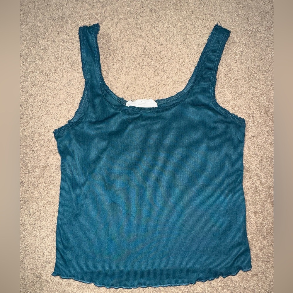 GUC | Hippie Rose crop tank top | Green | Medium